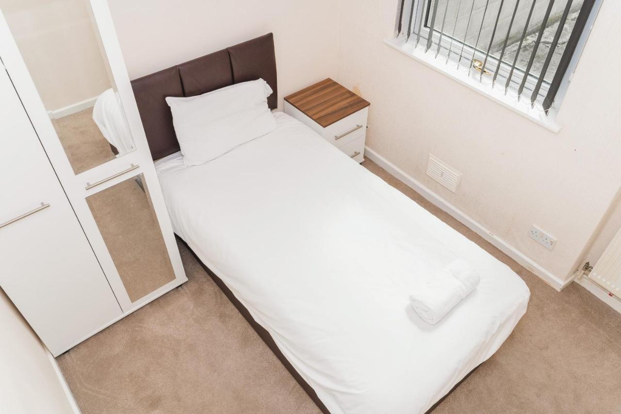 City Rooms In Stoke City Εξωτερικό φωτογραφία