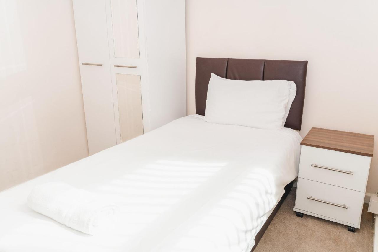 City Rooms In Stoke City Εξωτερικό φωτογραφία