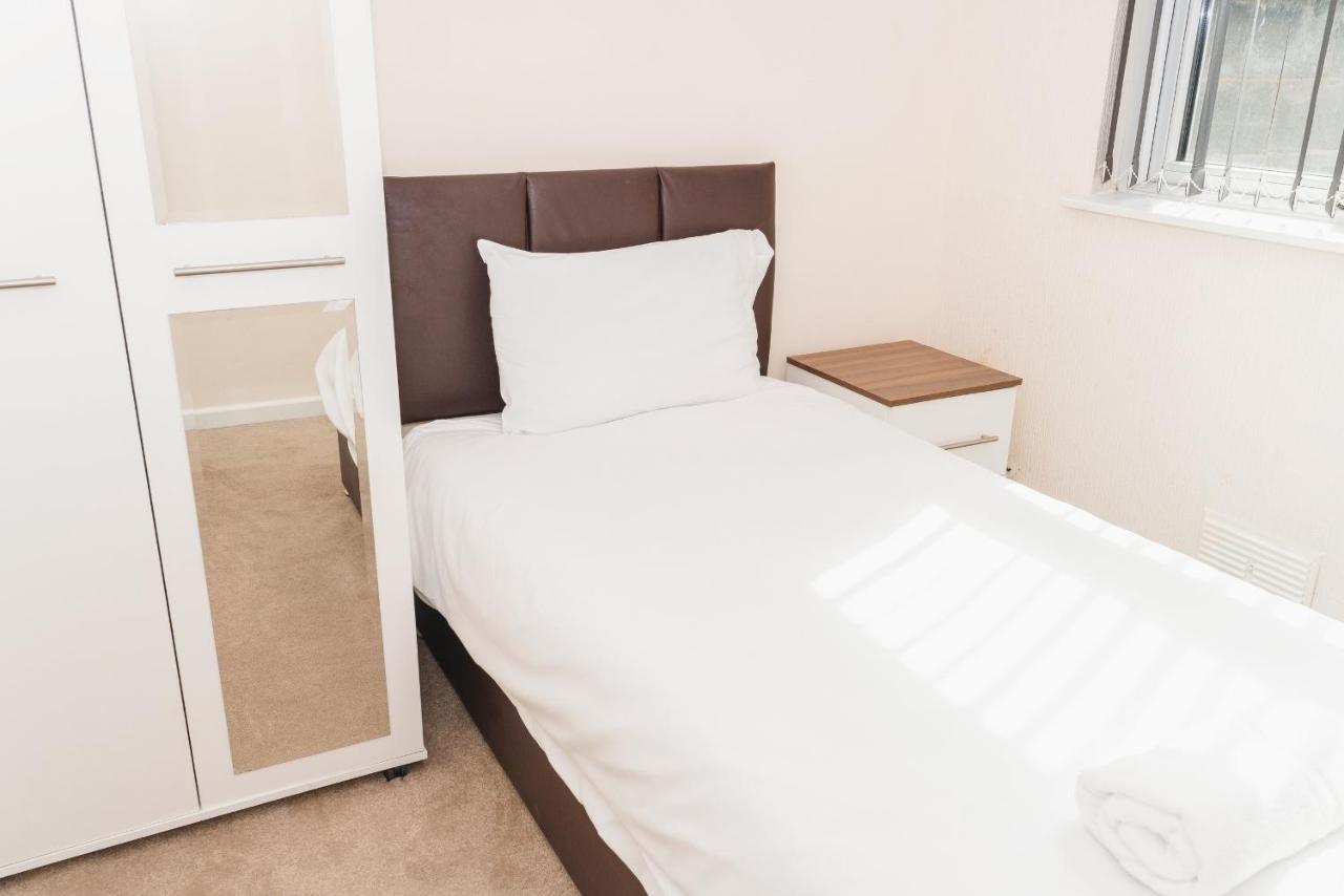 City Rooms In Stoke City Εξωτερικό φωτογραφία